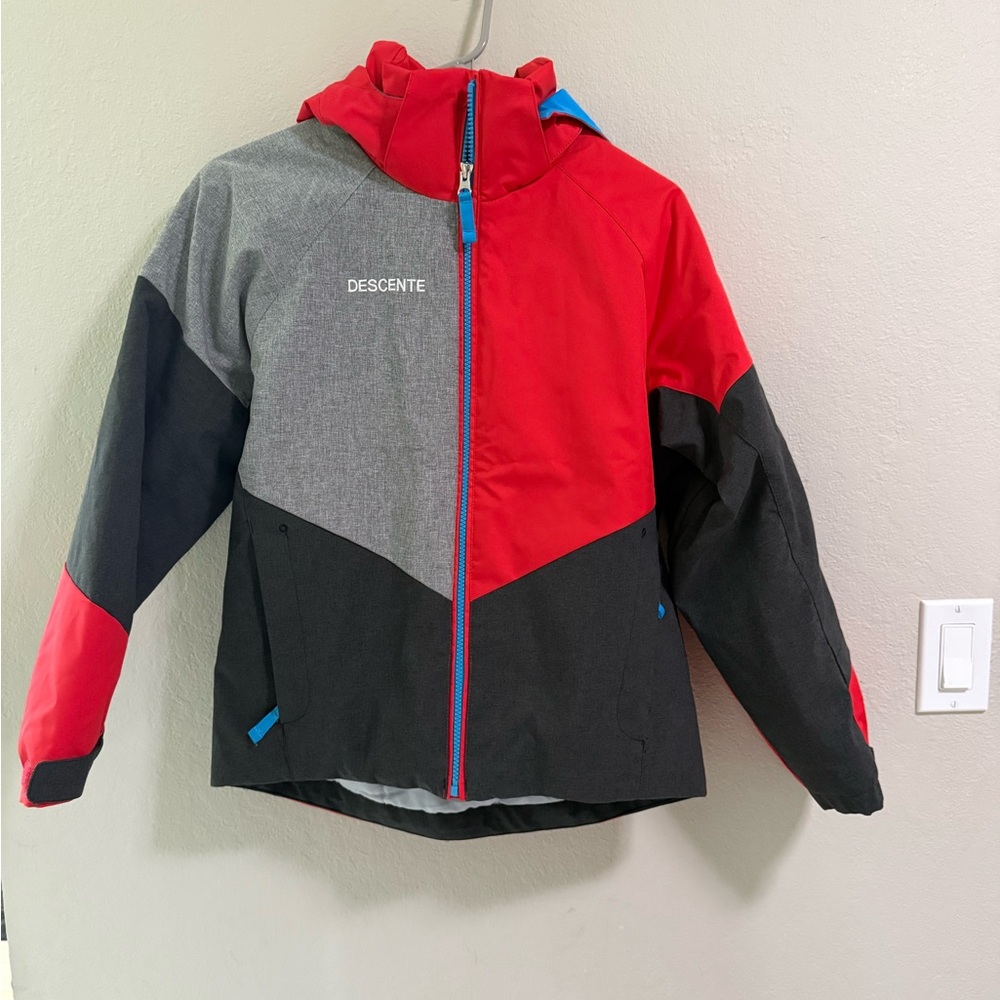 Descente Boys Red & Gray Ski Jacket Size 12 Waterproof Winter Coat